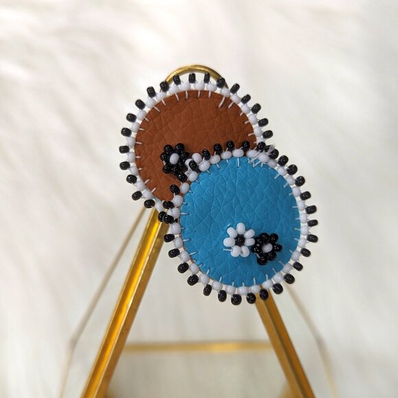 Flowers Beaded on Vegan Leather - Blue/Brown - Picture 3 of 3